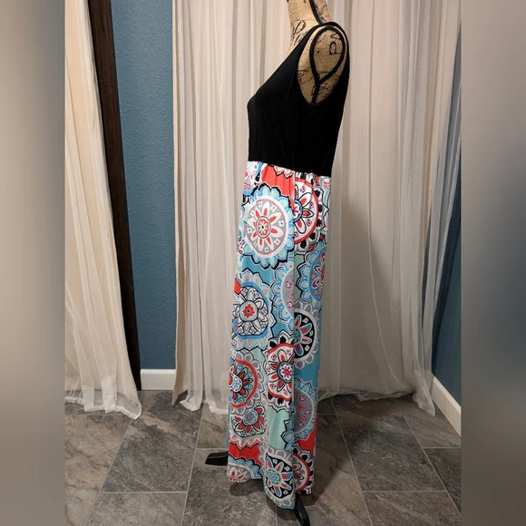 Maxi Dress - Picture 4 of 6